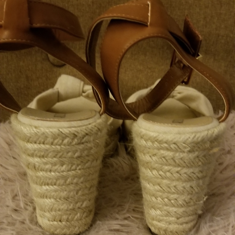 Wedges - Picture 4 of 4